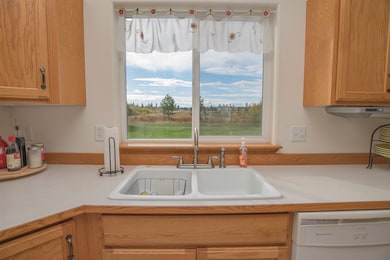 516 E Norma Lee Ave, Medical Lake, WA 99022 - photo 6