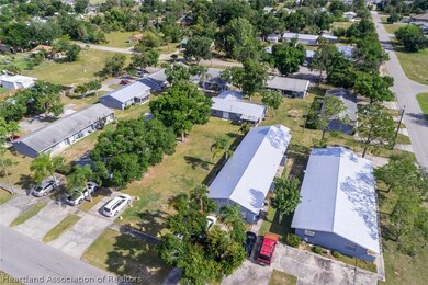 311 E Phoenix St unit 325, Lake Placid, FL 33852 - photo 2