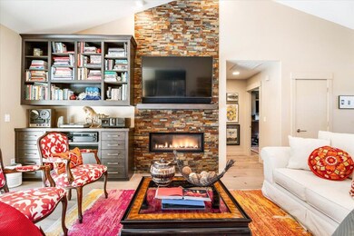 18-Living Area