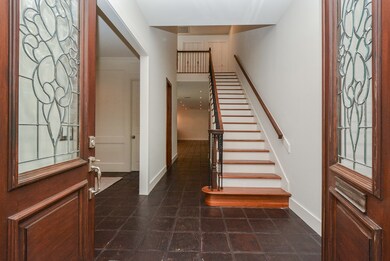 8 Bayou Pointe Dr, Houston, TX 77063 - photo 3