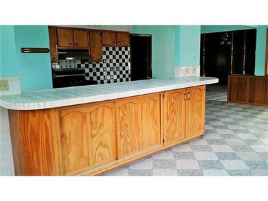 10824 Miller Barber Dr, El Paso, TX 79935 - photo 2