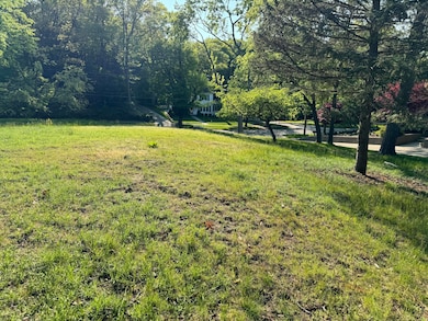 822 Lake Ave, Grand Haven, MI 49417 - photo 2