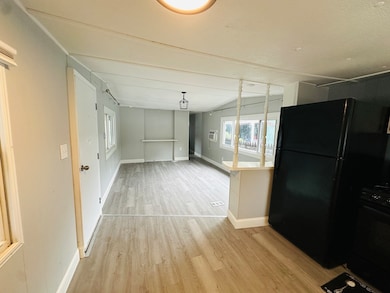 1790 Massachusetts Ave unit 25, Lunenburg, MA 01462 - photo 7