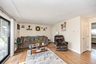 271 Humphrey St unit 1, Lowell, MA 01850 - photo 6