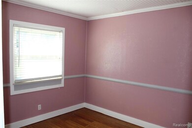 342 Voorheis St, Pontiac, MI 48341 - photo 6