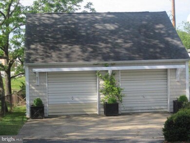 25445 Point Lookout Rd, Leonardtown, MD 20650 - photo 6