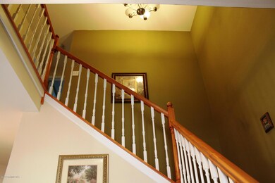 128 Ruth Dr, Cresco, PA 18326 - photo 4