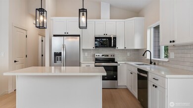 3205 19th St, Everett, WA 98201 - photo 4