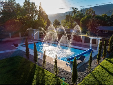 190 Walnut St, Myrtle Creek, OR 97457 - photo 5