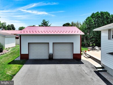 940 Jacks Ln, Orwigsburg, PA 17961 - photo 6