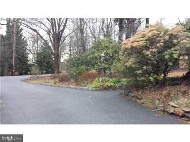 233 Llewellyn Rd, Chester, PA 19014 - photo 5