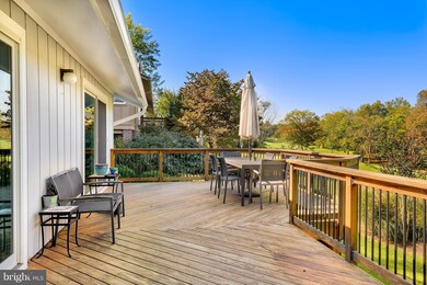 11302 Wedge Dr, Reston, VA 20190 - photo 6