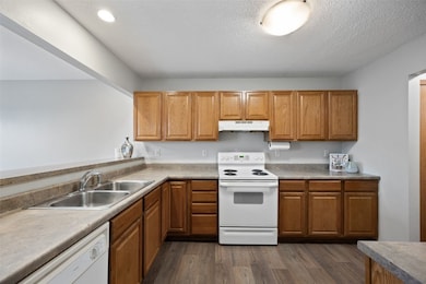 3712 Stoneview Cir SW unit 3712, Cedar Rapids, IA 52404 - photo 6