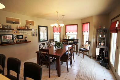 Dining area 1