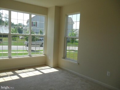 10363 Stewards Chance Ln, White Plains, MD 20695 - photo 4