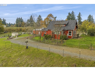 1824 NE Waterfront St, Newberg, OR 97132 - photo 6