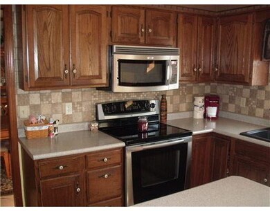 57160 Pine View Dr, South Bend, IN 46619 - photo 2