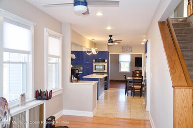 Foyer/Kitch