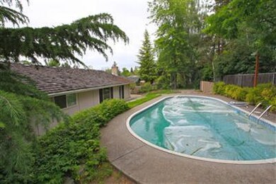 1350 Bonita Ave, Medford, OR 97504 - photo 3