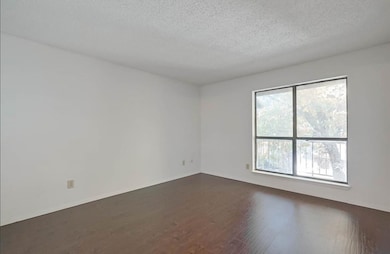 10049 Westpark Dr unit 120, Houston, TX 77042 - photo 4