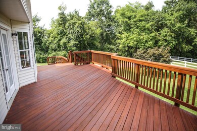 904 Decesaris Dr, Lothian, MD 20711 - photo 3