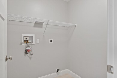 168 Lowell St unit 2, Wilmington, MA 01887 - photo 5