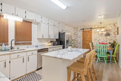 7-web-or-mls-9823 W Etienne Rd-7