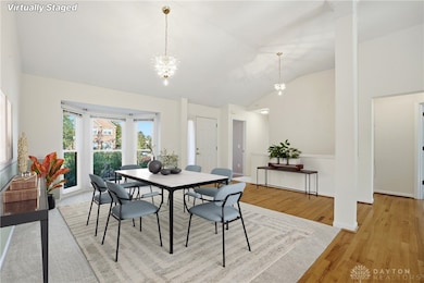 11910 Streamside Dr, Loveland, OH 45140 - photo 5