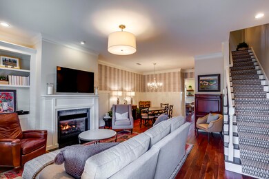 9404_NortonCommonsBlvd_212