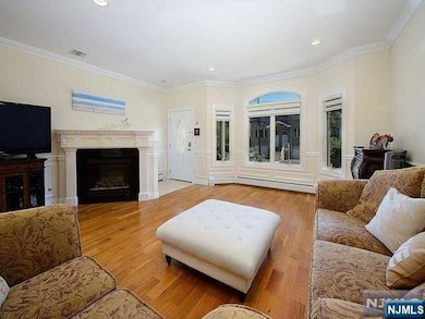 209C 8th St, Palisades Park, NJ 07650 - photo 3