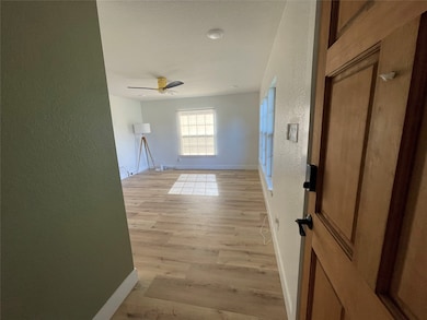 4842 Winfree Dr, Houston, TX 77021 - photo 7