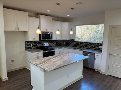 116 Kohala Ln, Bastrop, TX 78602 - photo 4