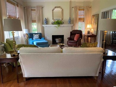 114 W Academy St, Kingstree, SC 29556 - photo 5