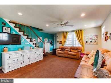 3301 Oakmont St, Philadelphia, PA 19136 - photo 6