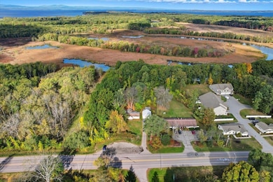 526 Heineberg Dr, Colchester, VT 05446 - photo 4