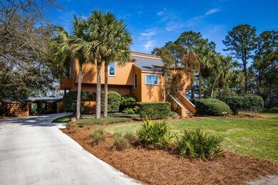 Exterior front/left