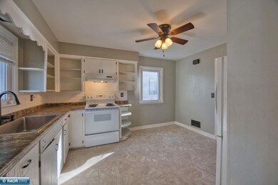 3810 2nd Ave W, Hibbing, MN 55746 - photo 6