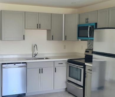 2719 Lincoln St unit 2, Hollywood, FL 33020 - photo 3