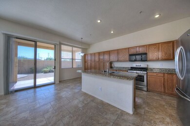 21647N74thWay012