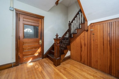 38 Andover St, Worcester, MA 01606 - photo 5