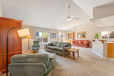 1942 NW Jackpine Place unit 5, Redmond, OR 97756 - photo 2