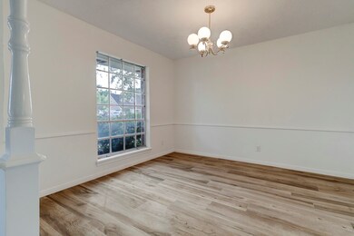 1611 Droxford Dr, Houston, TX 77008 - photo 7