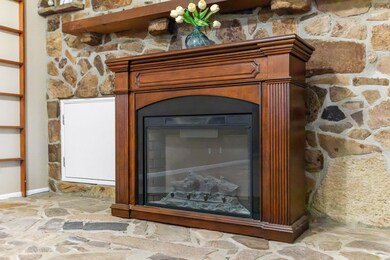 1086 Cold Springs Rd, Stuarts Draft, VA 24477 - photo 7