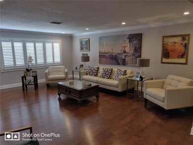 329 SE 3 St unit 501T, Hallandale, FL 33009 - photo 2