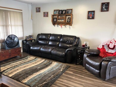 1190 Whetstone St, Bucyrus, OH 44820 - photo 5