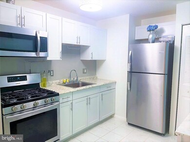 Presidential Towers unit 618, Adelphi, MD 20783 - photo 5