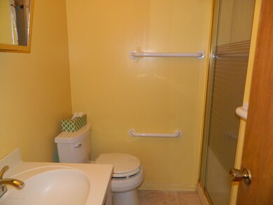 3330 Argyll Dr, Lansing, MI 48911 - photo 4