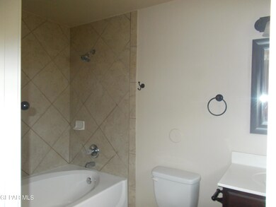 749 Desert Sage Dr, Horizon City, TX 79928 - photo 6