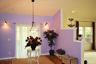 1643 NW Ivy Ave, Redmond, OR 97756 - photo 4