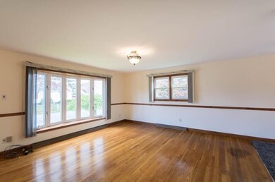 40 Alpha St, North Dartmouth, MA 02747 - photo 4